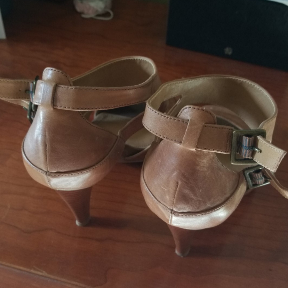 Shoes - Picture 3 of 3